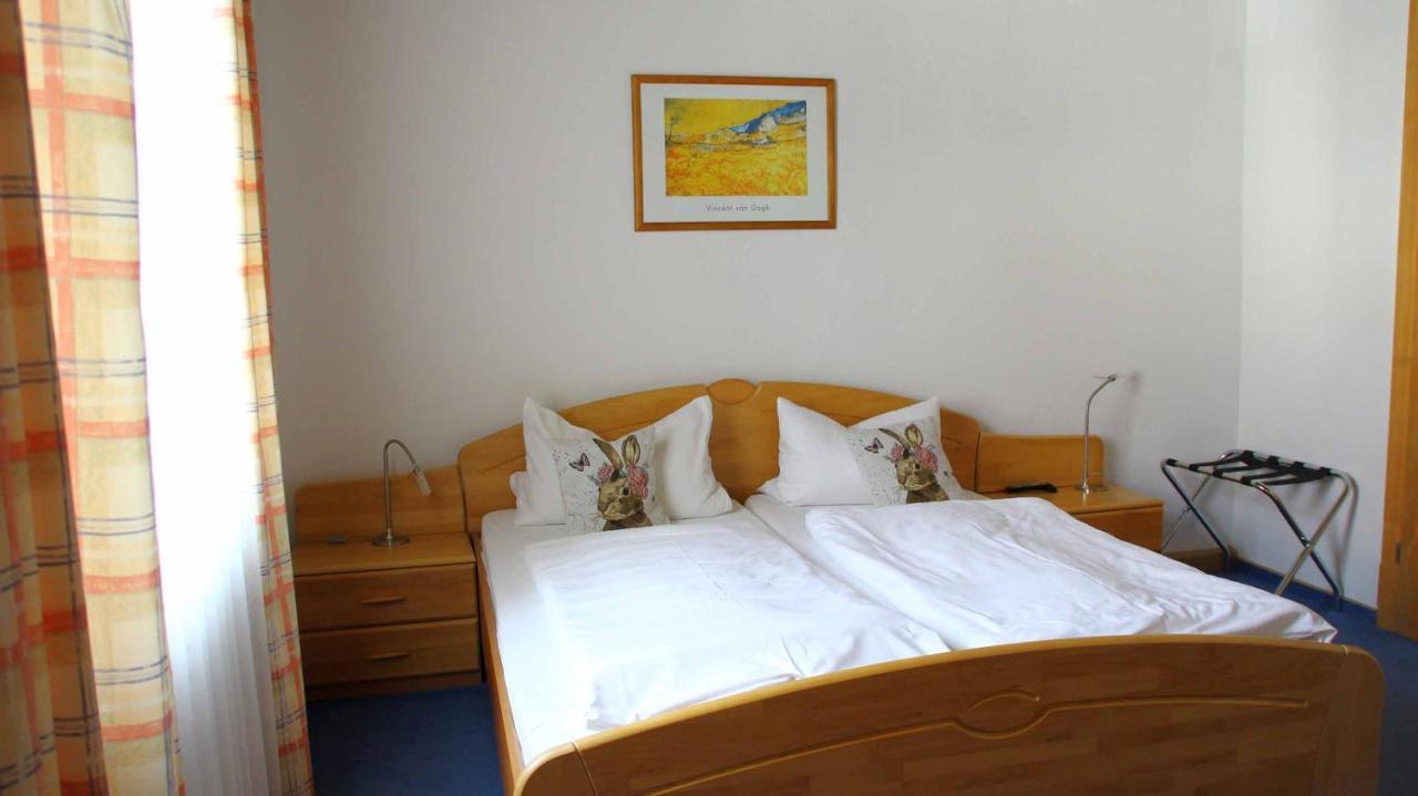 Zum Weissen Lamm Hotel *