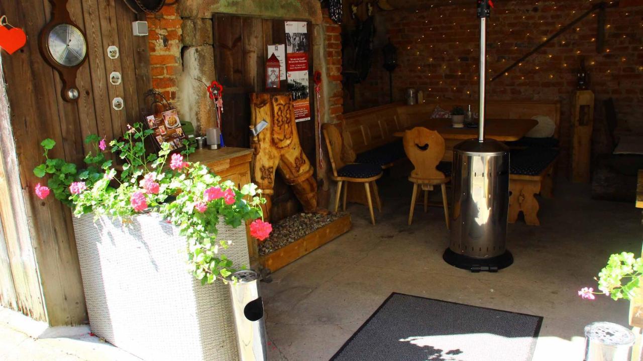 Zum Weissen Lamm Hotel *